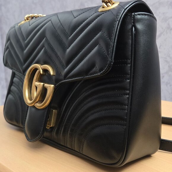 GUCCI GG Marmont Medium Matelasse Shoulder Bag Black - Picture 3 of 16